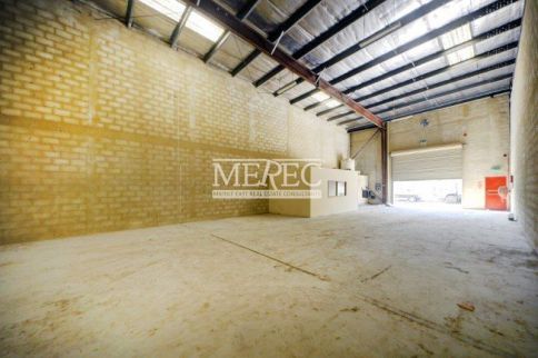 Warehouse For Rent In Dubai Investments Park - Dubai - Dubai