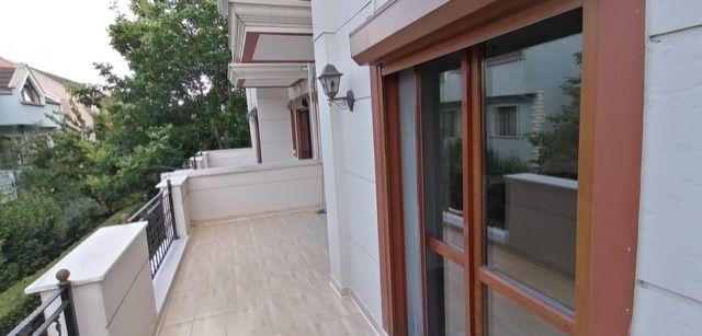Villa For Rent In Bashakshehir - Istanbul