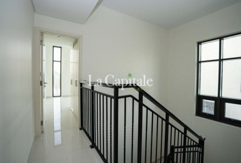 فيلا للإيجار فى دبي - دبيّ