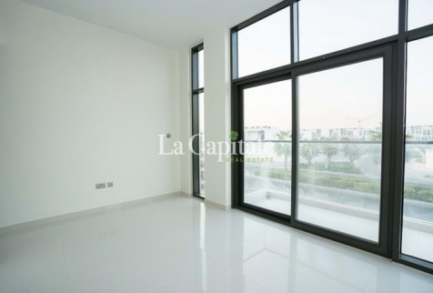 فيلا للإيجار فى دبي - دبيّ