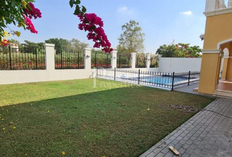 فيلا للإيجار فى حديقة جميرا - دبي - دبيّ