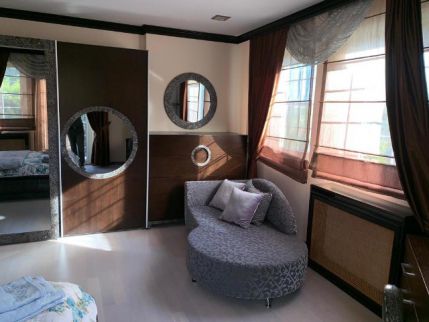 Villa For Rent In Buyukgekmege - Istanbul