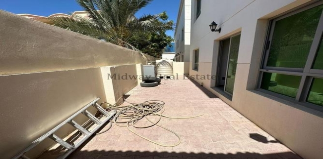 فيلا للإيجار