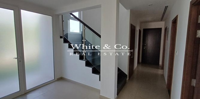 فيلا للإيجار