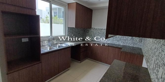 فيلا للإيجار