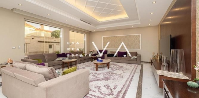 فيلا للإيجار