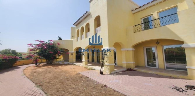 فيلا للإيجار