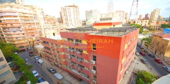 شقة للبيع فى زيزينيا - قسم الرمل - الإسكندرية