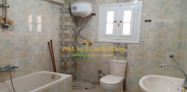 شقة للإيجار فى جناكليس - قسم الرمل - الإسكندرية