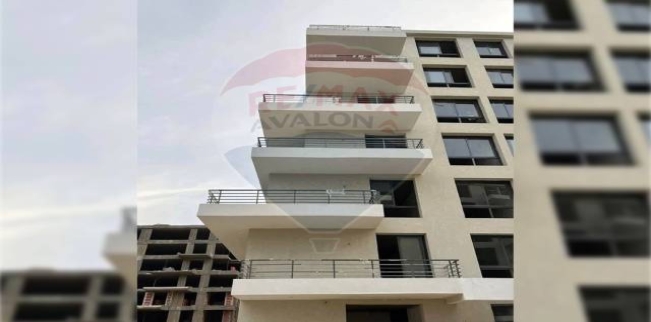 شقة للبيع فى قسم محرم بك - الإسكندرية