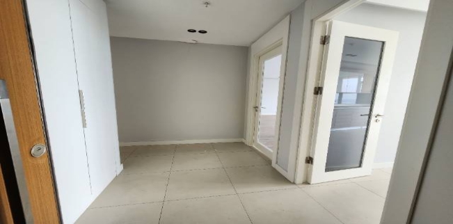 Apartment For Sale In Buyukgekmege - Istanbul
