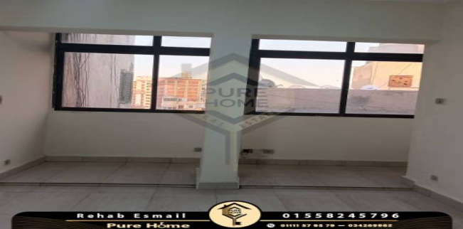 شقة للبيع فى زيزينيا - قسم الرمل - الإسكندرية