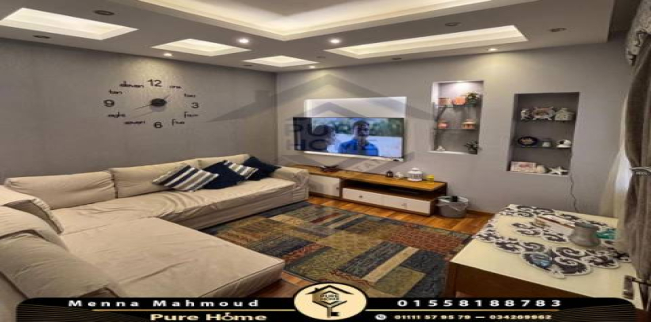 شقة للبيع فى محرم بك - قسم محرم بك - الإسكندرية
