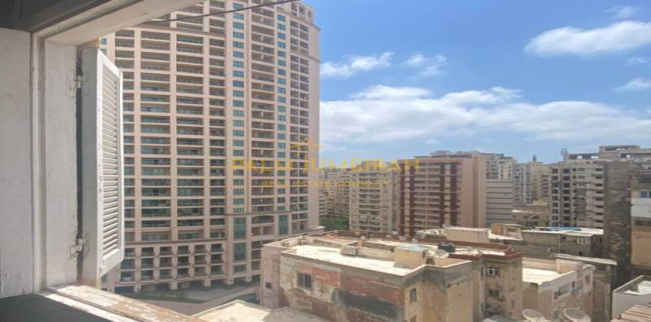 شقة للبيع فى سان استيفانو - قسم الرمل - الإسكندرية