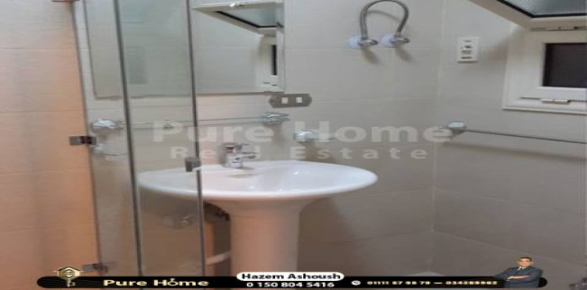 فيلا للبيع فى مركز العلمين - مطروح