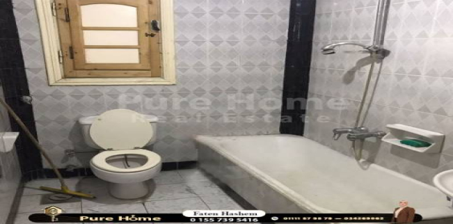 مكتب للبيع فى جليم - قسم الرمل - الإسكندرية